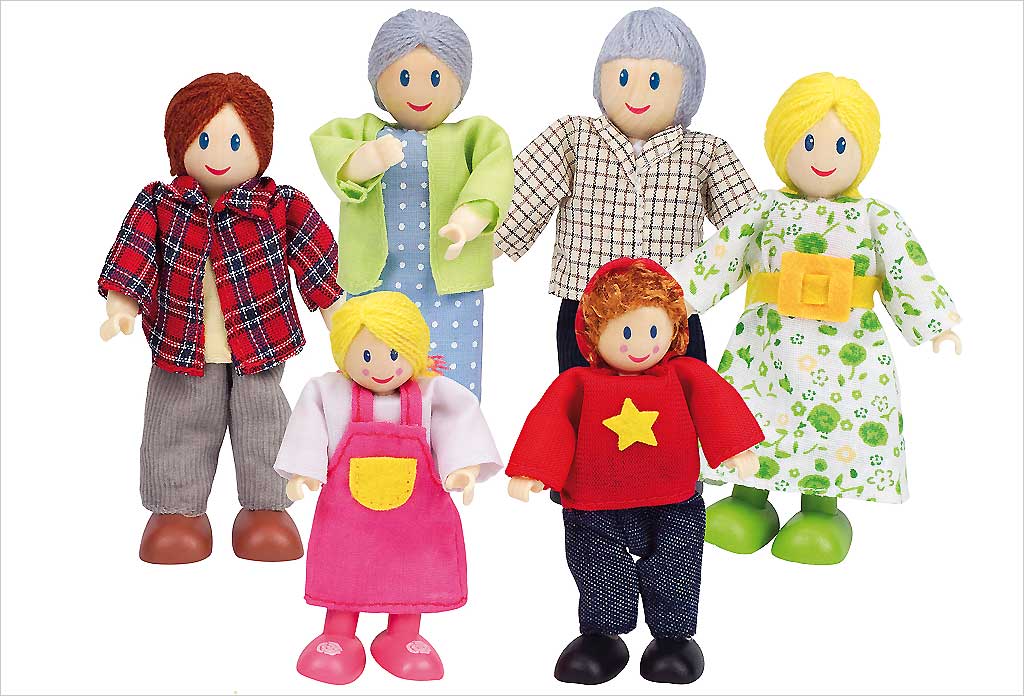 Famille joyeuse maison de poupée