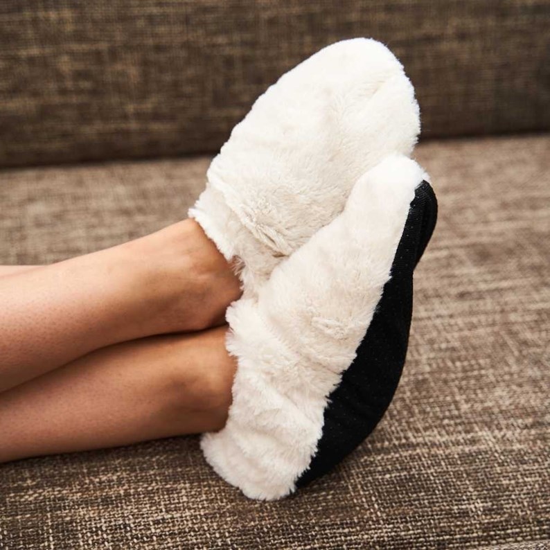 Chaussons chauffants beiges Nature & Découvertes