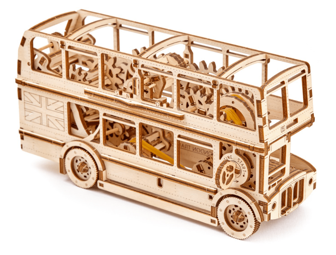 Maquette en bois, bus a imperiale