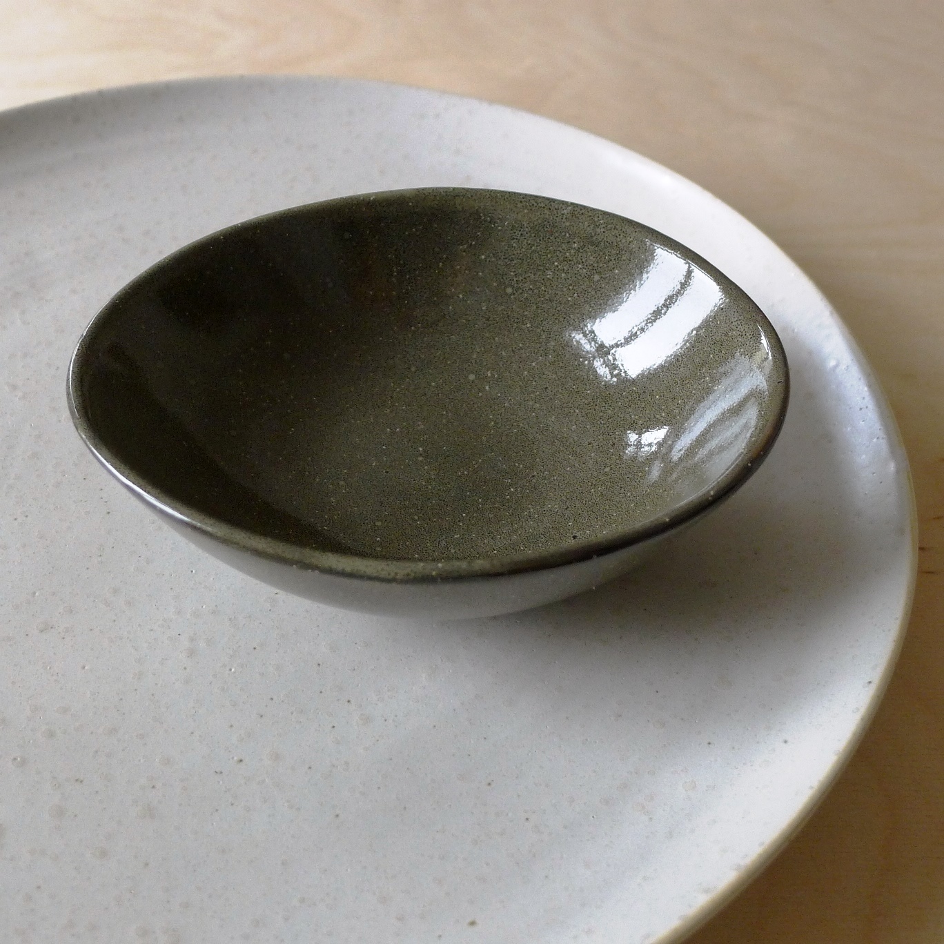 Bol ovale en céramique - olive