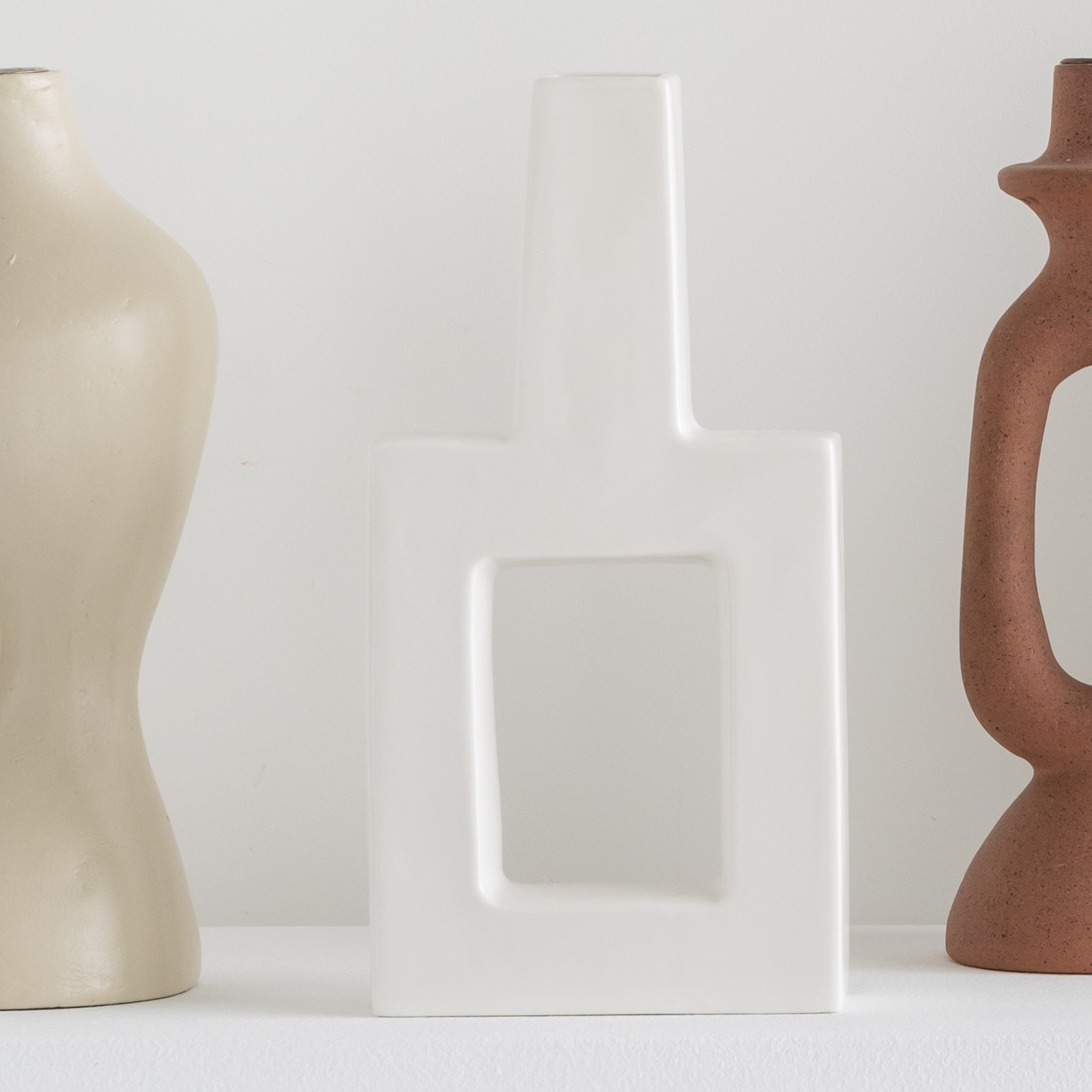 Vase cubique en céramique - blanche