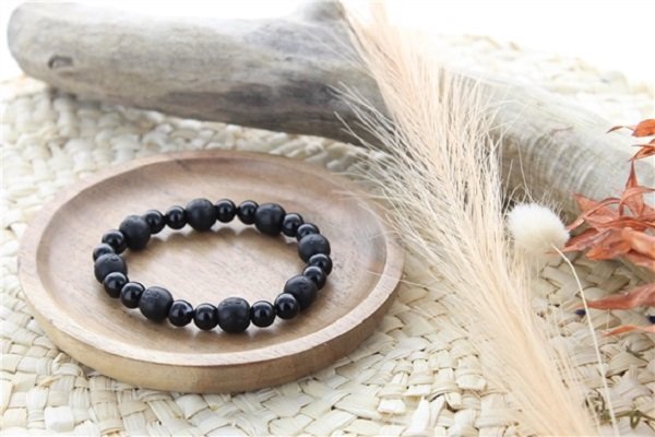 Bracelet perles onyx & bois teinté noir