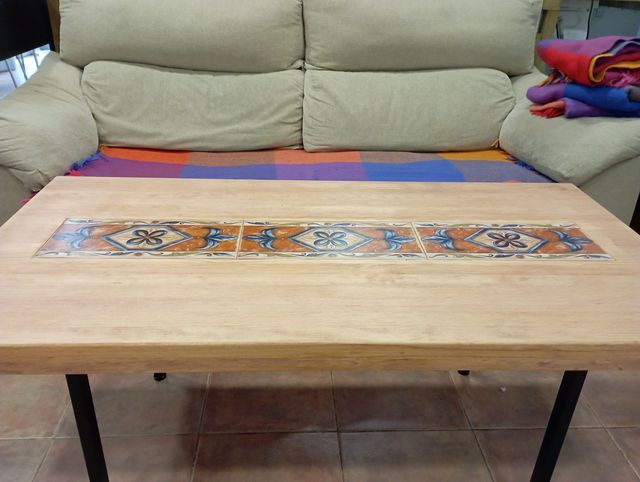 Table decorative senna