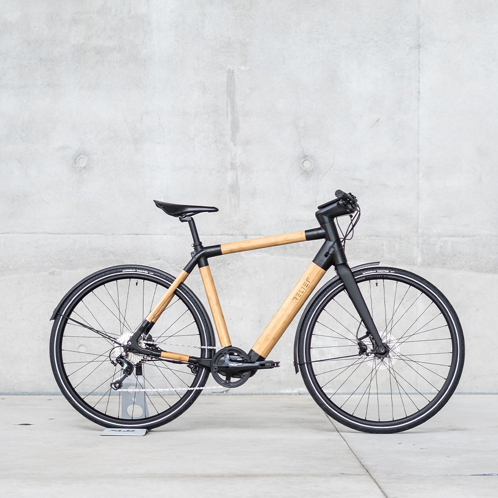 Vélo électrique en bambou - relief S-M