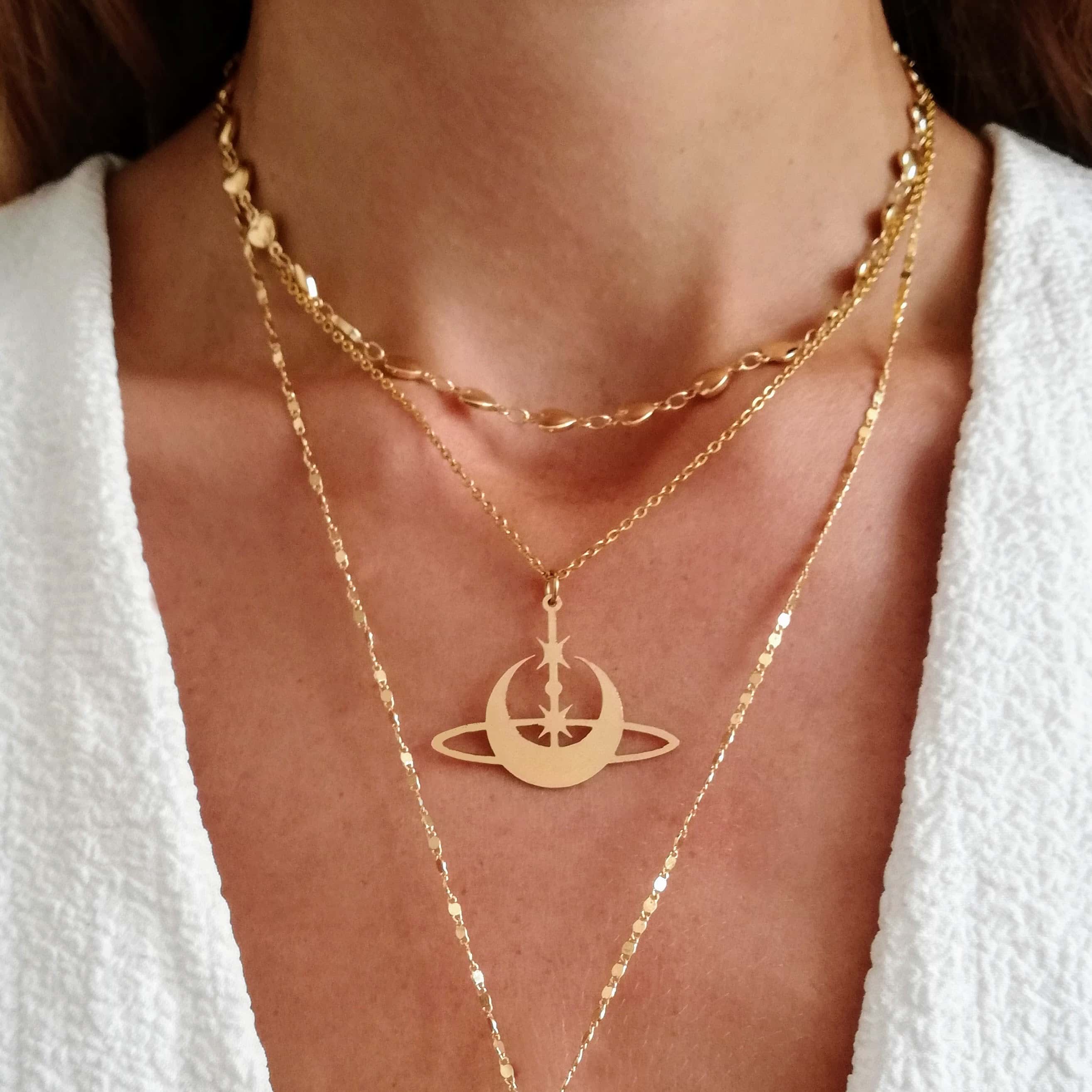 Collier saturne or j’accepte